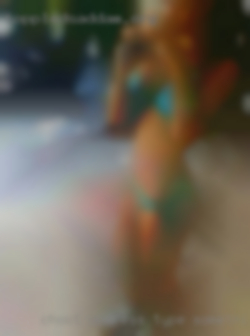 Choot undress type something girls !